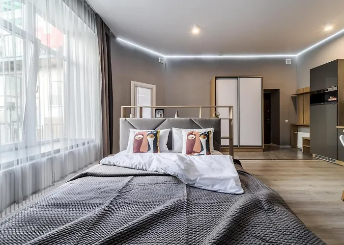 Inshiapartments On Popovycha Str 3